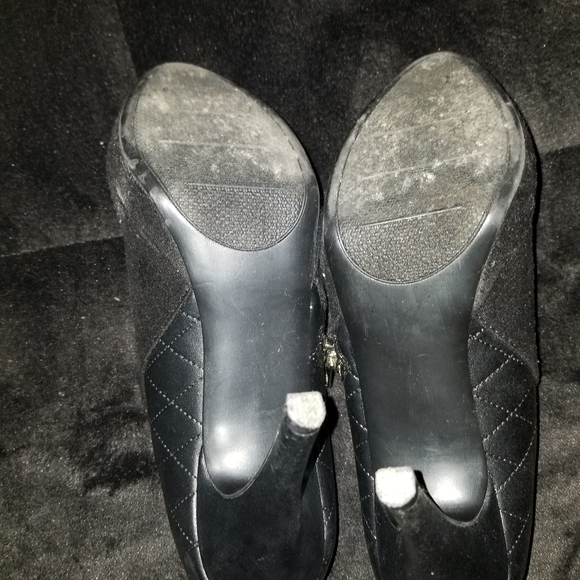 Black booties - Picture 3 of 3